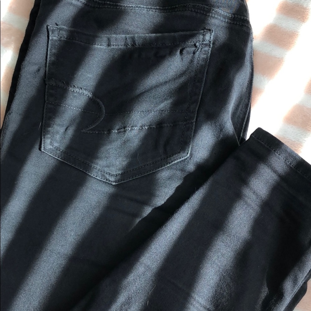 AE Black Super Stretchy Jeggings